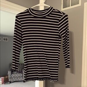 Old Navy Black and White Fitted Ribbed Sweater
